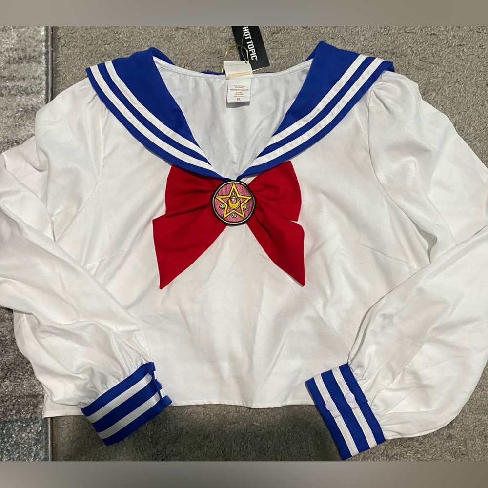 Sailor moon top from hot topic